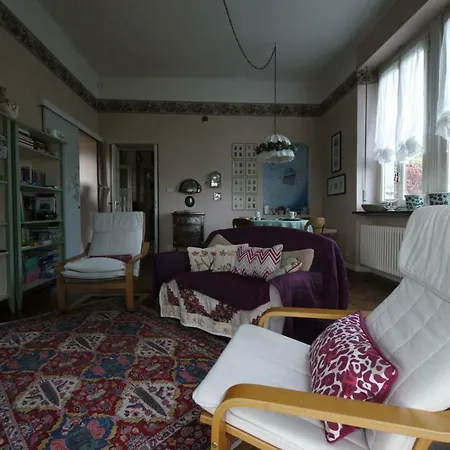 Il Pettirosso Bed & Breakfast Parella