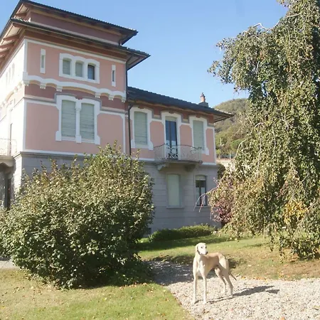Il Pettirosso Frühstückspension Parella